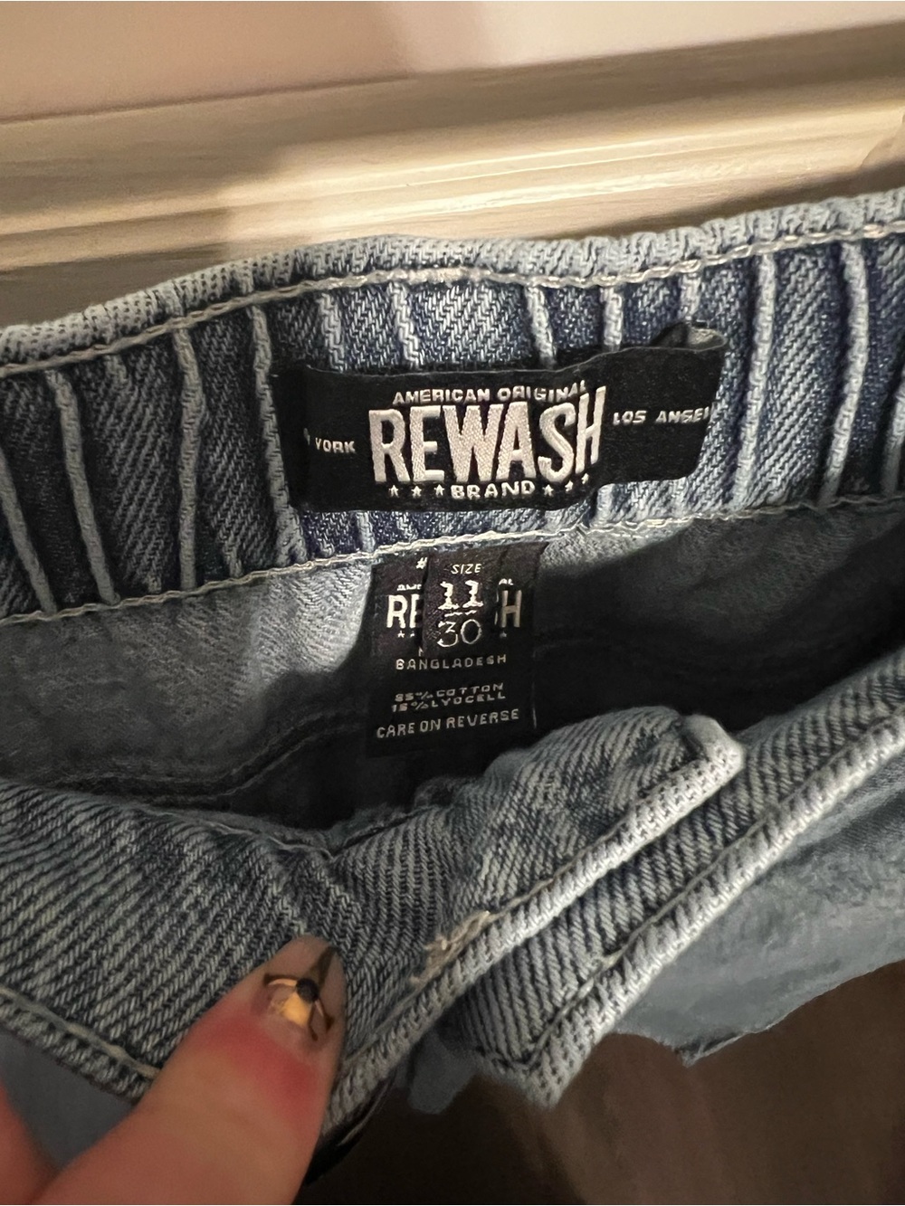 Wide Leg Rewash Jeans - Picture 2 of 3